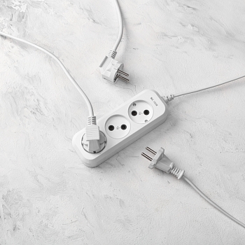 Удлинитель 3 гнезда, 1,5м, 2х0,75мм², б/з, белый PROconnect