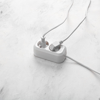 Удлинитель 2 гнезда, 3м, 3х0,75мм², с/з, белый PROconnect