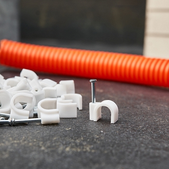 Крепеж кабеля круглый 9мм, белый (50 шт/уп) REXANT