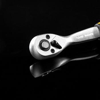 Ключ-трещотка для торцовых головок 1/4, СrV, 72 зубца KRANZ