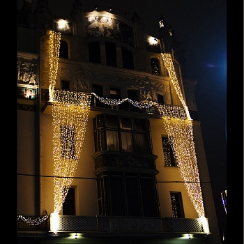 Гирлянда светодиодная Занавес 2х9м 1200 LED ТЕПЛЫЙ БЕЛЫЙ прозрачный ПВХ IP65 постоянное свечение 230В нужен блок 303-500-1 NEON-NIGHT