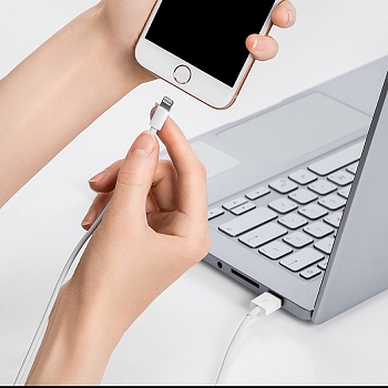 Кабель USB-A – Lightning для Apple, 2,4А, 1м, ПВХ, белый REXANT
