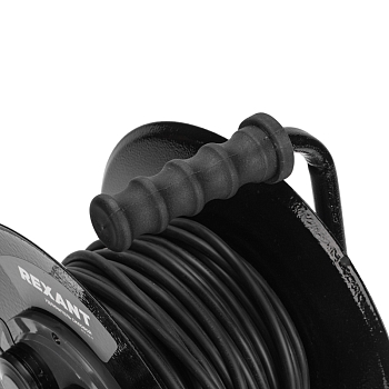 Удлинитель силовой КГ на катушке 4 гнезда, с/з, 30м, 3х1,5мм², IP44 c защитными крышками, металлическая катушка REXANT