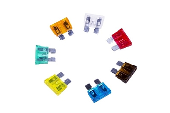 Набор автомобильных предохранителей Стандарт, в пластиковой коробке (100 шт) REXANT