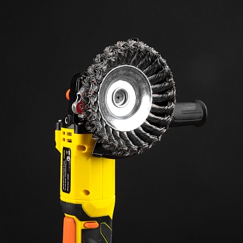 Щетка коническая для УШМ, крученая стальная проволока, 125мм, М14 KRANZ