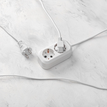 Удлинитель 2 гнезда, 1,5м, 3х0,75мм², с/з, белый PROconnect