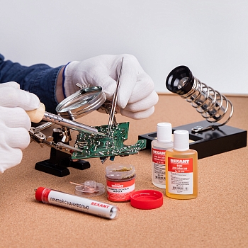 Набор К1 для пайки, универсальный (припой, флюс ПК, флюс СКФ, канифоль, медная оплетка) REXANT