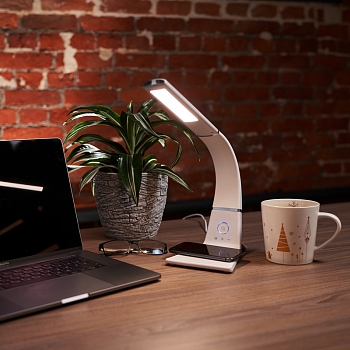 Светильник настольный Cloud LED 2700-6500К, встроенная беспроводная и проводная USB-зарядка устройств, диммер, гибкий поворот REXANT