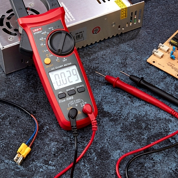 Токовые клещи UNI-T UT202+