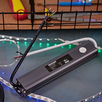 Источник питания 12В, 54Вт с проводами, влагозащищенный IP67