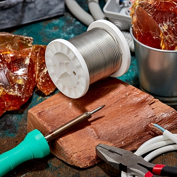 Припой ПОМ-3, 500г, Ø2мм, (олово 97%, медь 3%), бессвинцовый, ГОСТ 21931-76, катушка REXANT