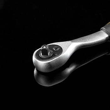 Ключ-трещотка для торцовых головок 1/4, СrV, 72 зубца KRANZ