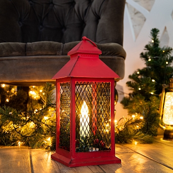 Декоративный фонарь со свечкой, красный корпус, размер 13,5х13,5х30,5 см, цвет ТЕПЛЫЙ БЕЛЫЙ