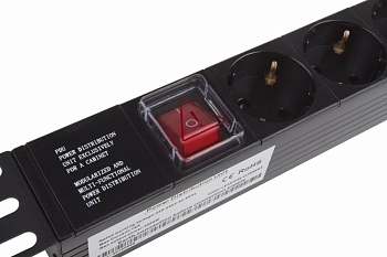 Блок розеток 19", 1U, 16А, 8 розеток, корпус пластик, без шнура питания