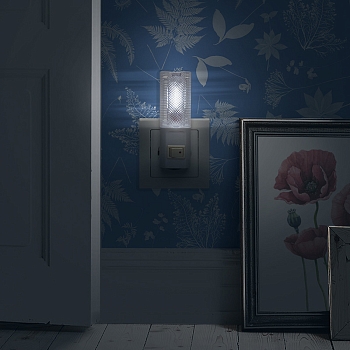 Ночник светодиодный с выключателем 220В, вертикаль PROconnect