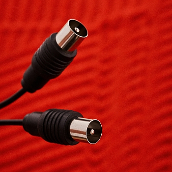 ВЧ кабель ТВ штекер - ТВ штекер, 10м, черный REXANT