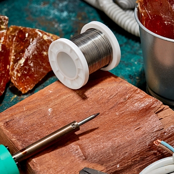 Припой ПОСу 95-5, 100г, Ø1мм, (олово 95%, сурьма 5%), бессвинцовый, ГОСТ 21931-76, катушка REXANT